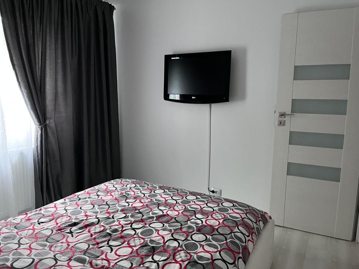 Apartmán White & Elegant Luxury Apartament Craiova Exteriér fotografie